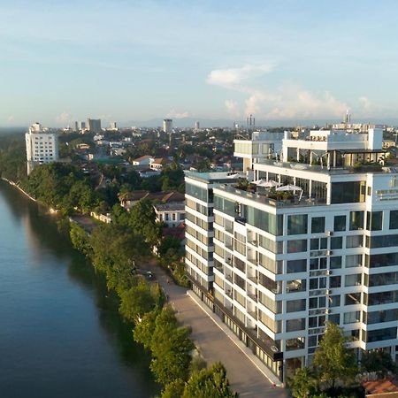 One Riviera Hotel And Residences Ban Souanmone Exterior foto