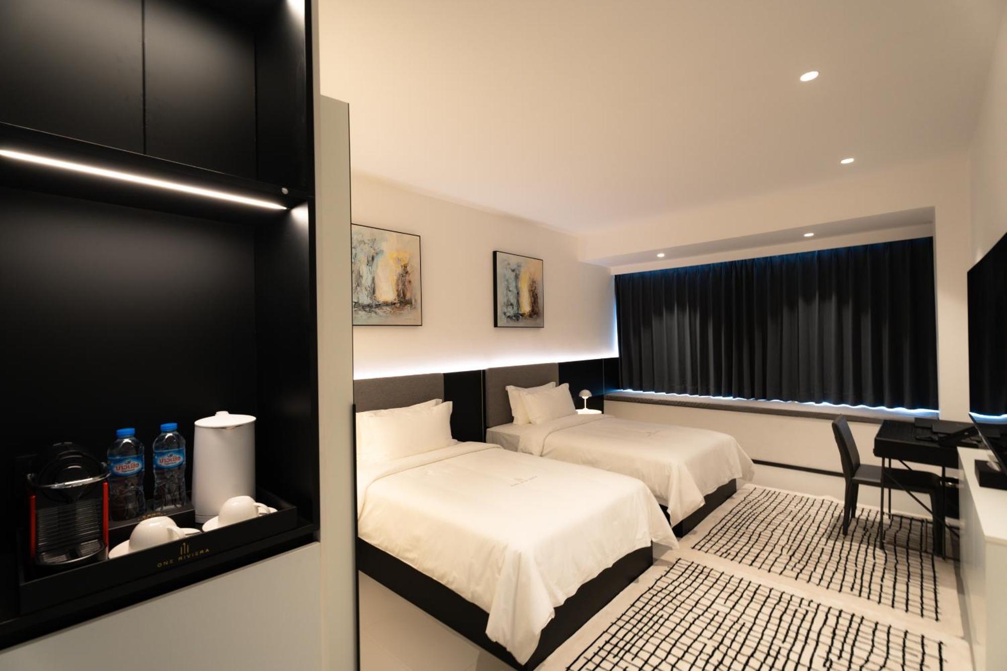 One Riviera Hotel And Residences Ban Souanmone Exterior foto